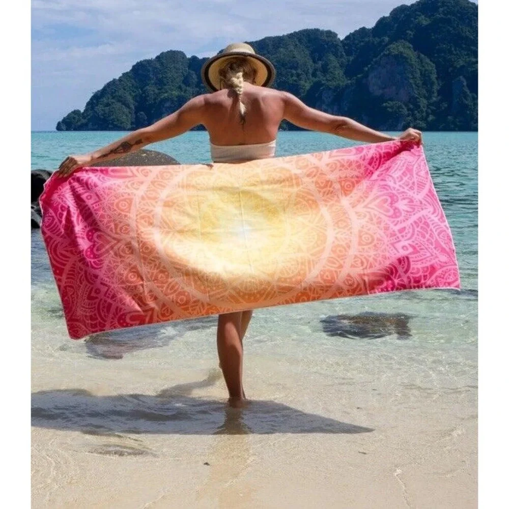 Mandala Beach Towels, 30x70 in, Oversized Beach Towel‎ w/ Travel Bag, Microfiber